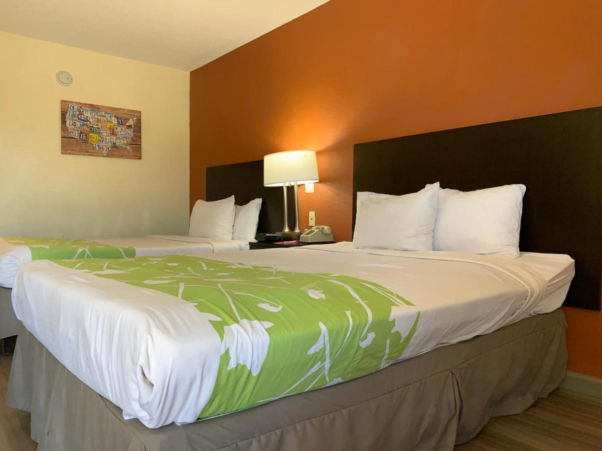 Econo Lodge Dothan Exteriör bild