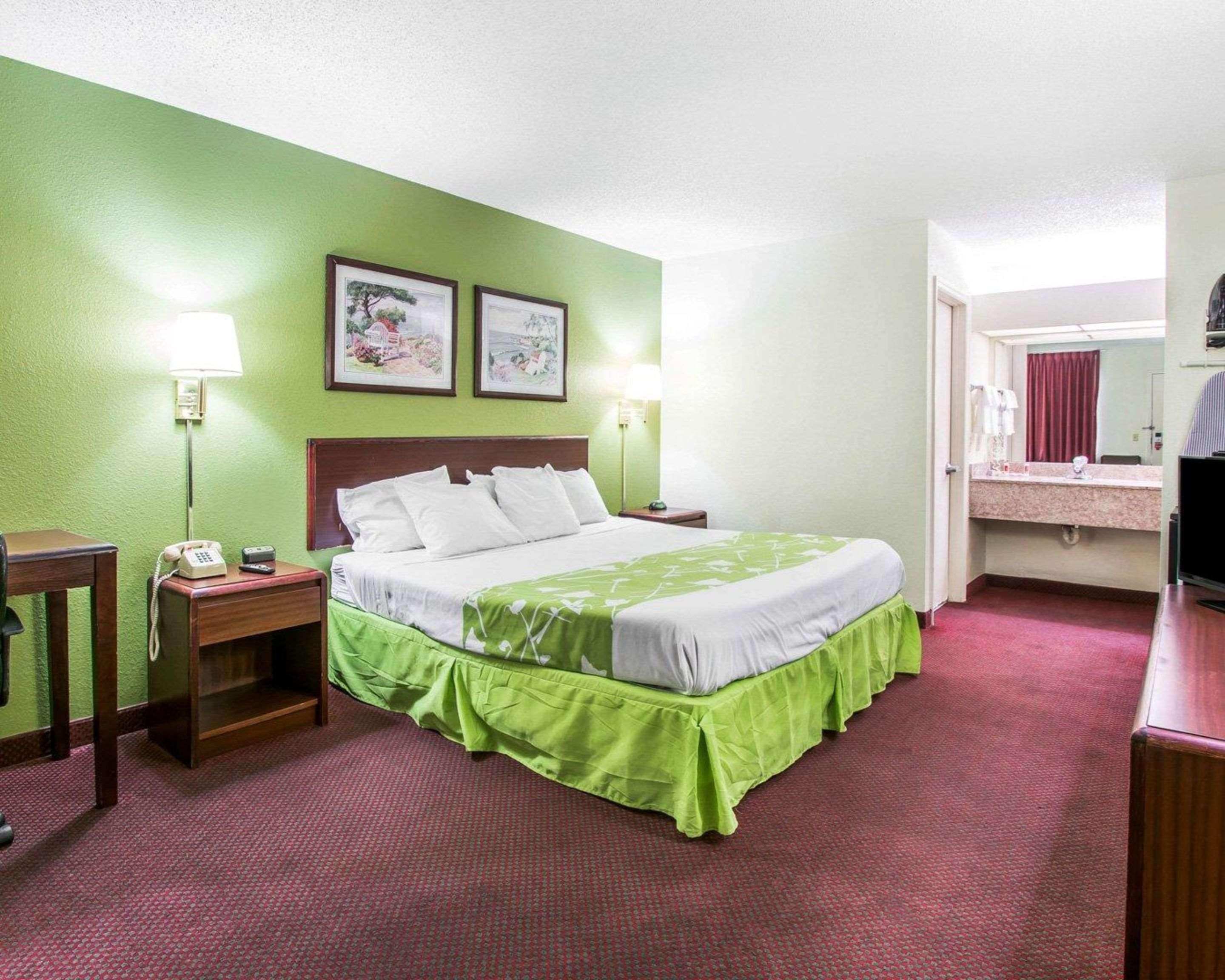 Econo Lodge Dothan Exteriör bild